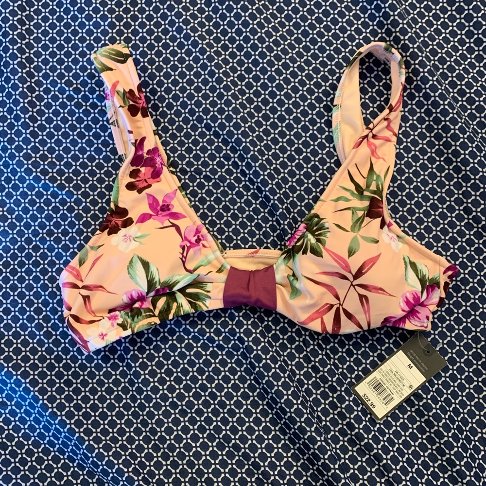 NWT Tropical Print Bikini Top